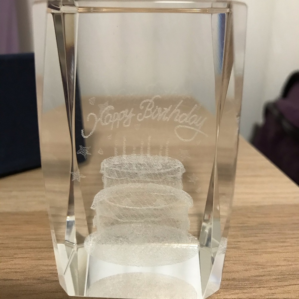 🌷🌷 3/$25 “Happy Birthday” Crystal Gift